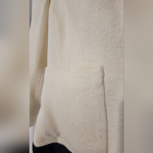 Lauren: Vintage Ralph Lauren  Linen Women Business Jacket - Picture 5 of 9